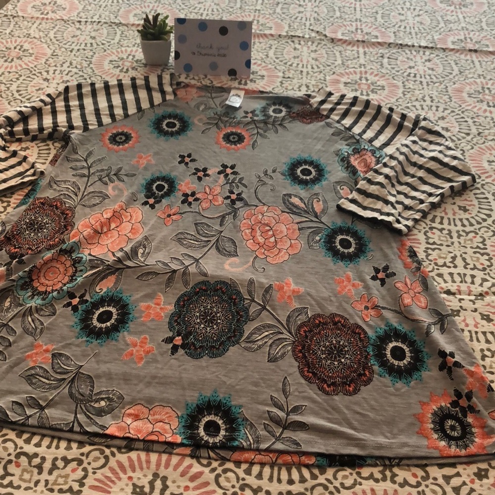Beautiful top